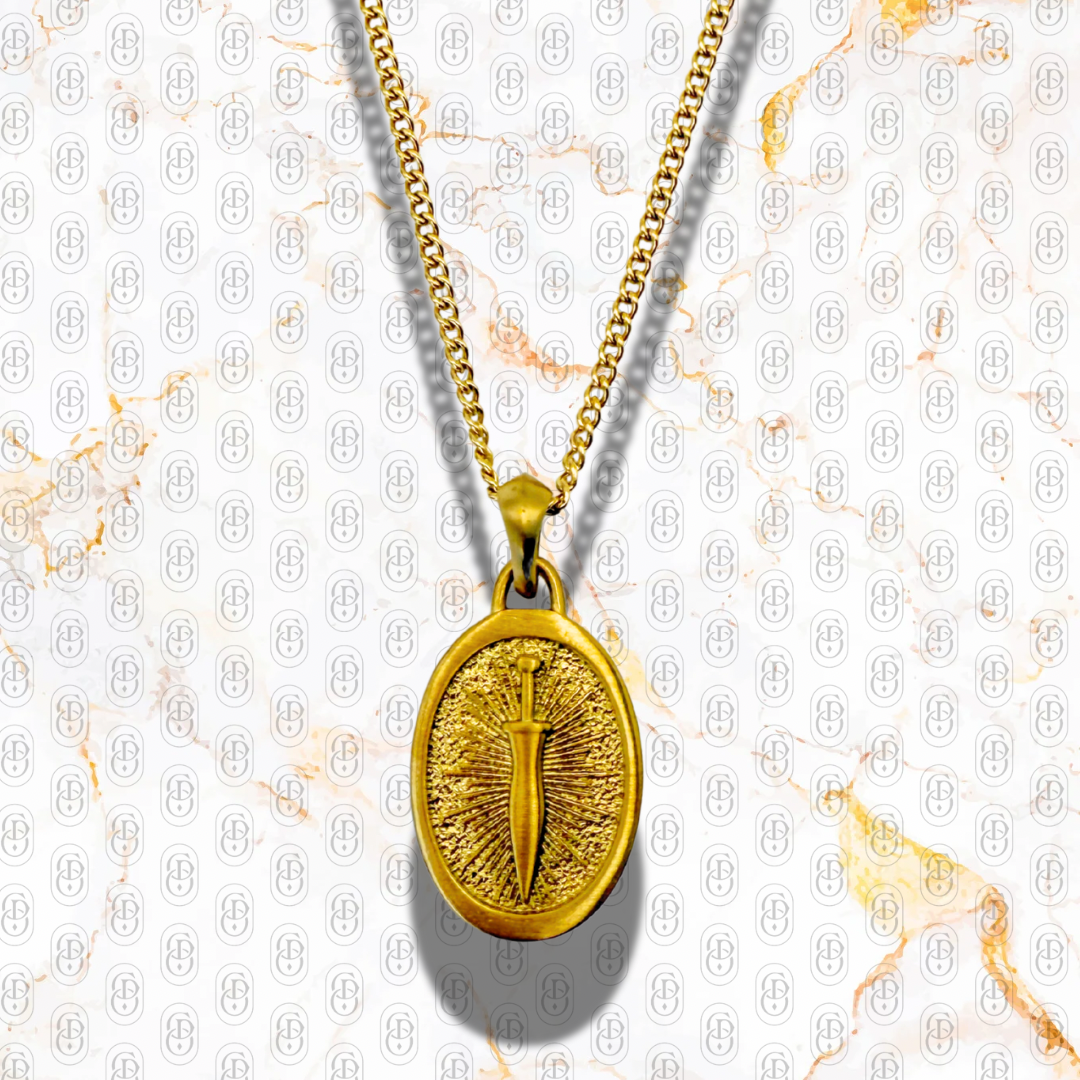 Daga Solar - Colgante Sólido Chapado en Oro 18k