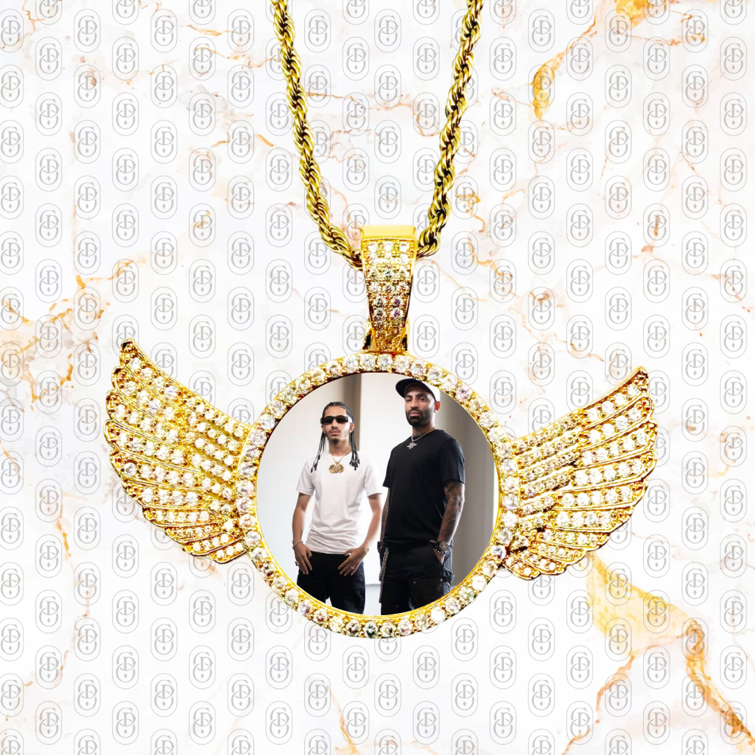 Wings Of Legacy - COLGANTE GOLD PERSONALIZADO