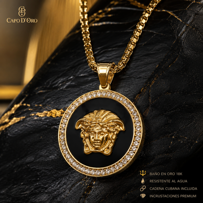 Medusa Black - Colgante Solido Acero Chapado en Oro 18K