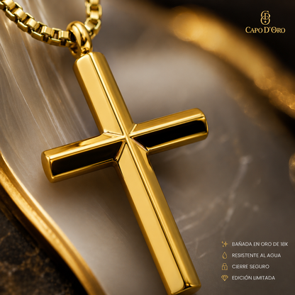 Crux Lux - Colgante Solido Chapado en Oro 18K