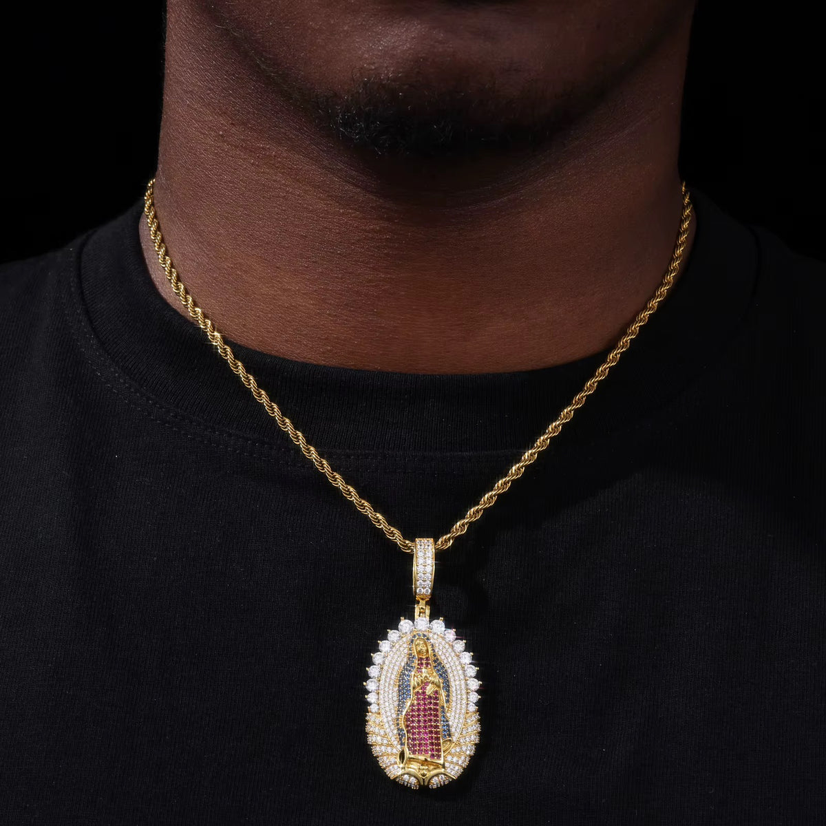 Madonna Celestiale Royal — COLGANTE (Fabricación bajo pedido)