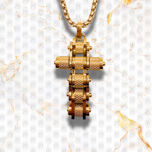 Divine Gear - Colgante Solido Chapado en Oro 18K