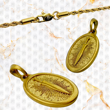 Daga Solar - Colgante Sólido Chapado en Oro 18k