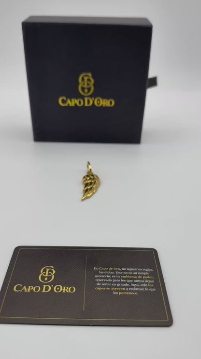 Ala Celestial - Colgante Sólido Chapado en Oro 18k