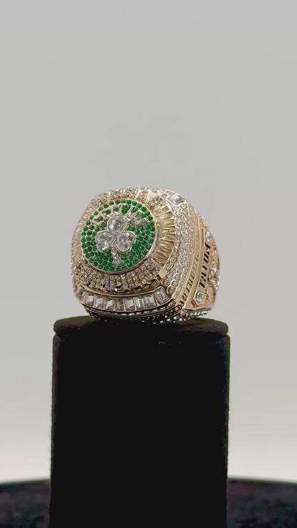 Boston Tribute - ANILLO GOLD